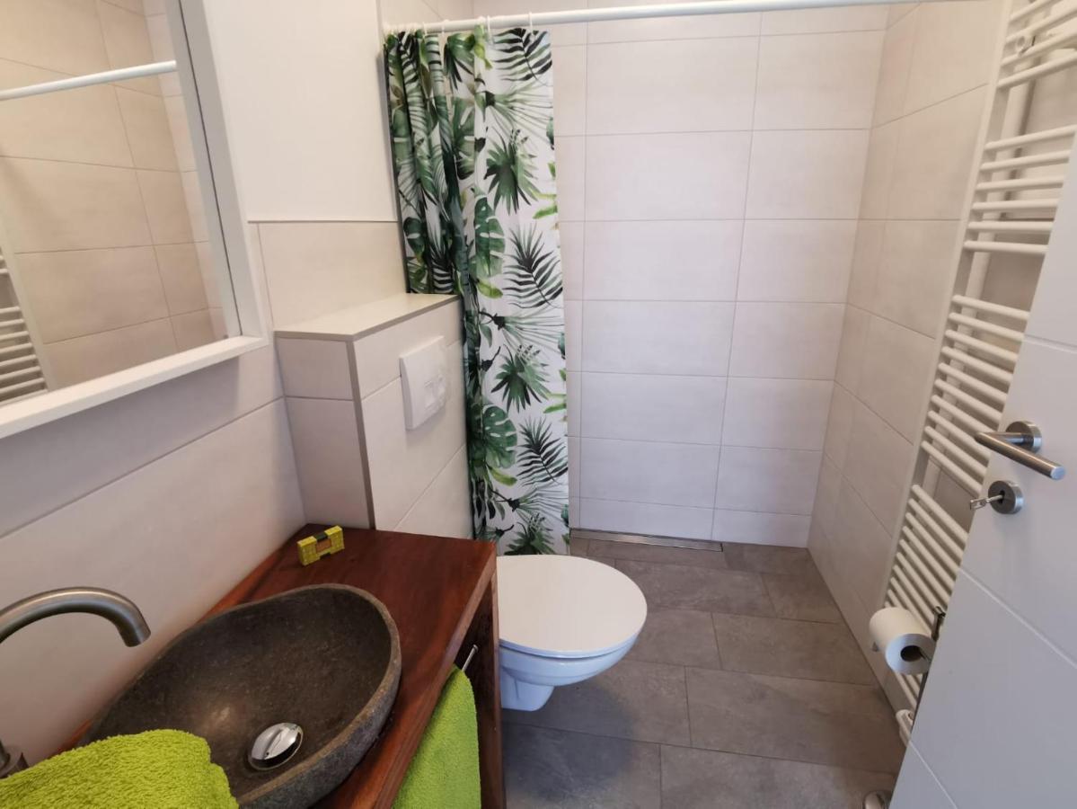 Apartamento Zum Hofgassl Haus Isi Mörbisch am See Exterior foto